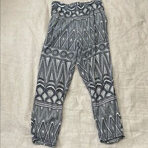 Womens Geometric Patterned Pants